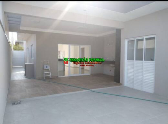 Imagem Casa com 3 Quartos à Venda, 300 m² em Bairro Do Grama - Caçapava
