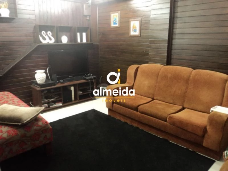Imagem Casa com 3 Quartos à Venda, 279 m² em Centro - Santa Maria