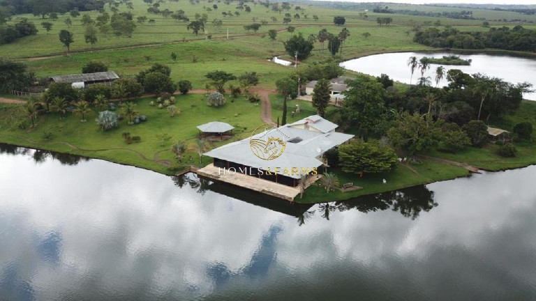 Imagem Imóvel com 3 Quartos à Venda, 1.970 m² em Centro - São Miguel Do Passa Quatro Imagem Imóvel com 3 Quartos à Venda, 1.970 m² em Centro - São Miguel Do Passa Quatro