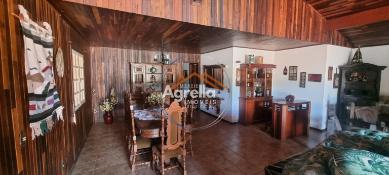 Imagem Imóvel com 3 Quartos à Venda, 200 m² em Zona Rural - Serra Negra Imagem Imóvel com 3 Quartos à Venda, 200 m² em Zona Rural - Serra Negra