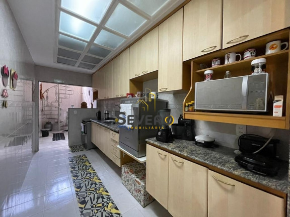 Imagem Casa com 4 Quartos à Venda, 306 m² em Piratininga - Niterói