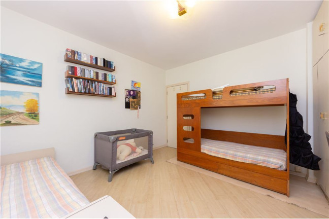 Imagem Imóvel com 3 Quartos à Venda, em Bom Retiro - São Paulo Imagem Imóvel com 3 Quartos à Venda, em Bom Retiro - São Paulo