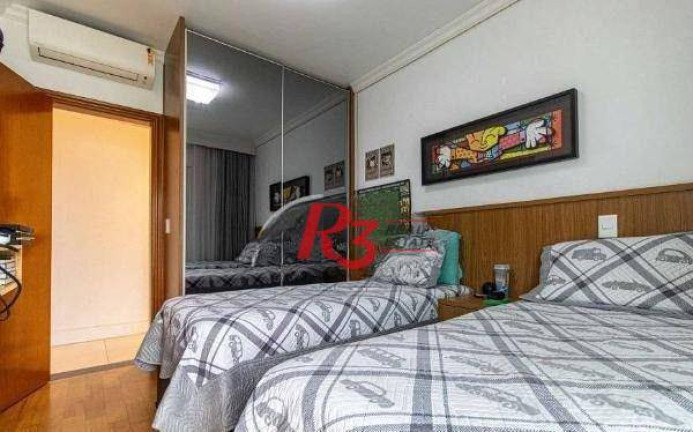 Imagem Apartamento com 3 Quartos à Venda, 211 m² em Embaré - Santos