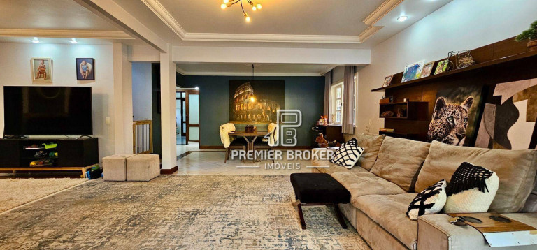 Imagem Casa com 5 Quartos à Venda, 160 m² em Albuquerque - Teresópolis Imagem Casa com 5 Quartos à Venda, 160 m² em Albuquerque - Teresópolis