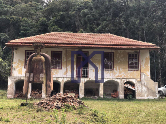 Fazenda à Venda, 4.934.500 m² em Pouso Frio - Piranguçu