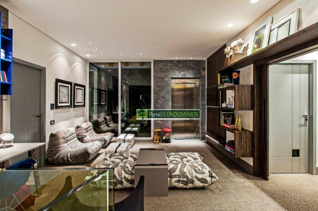 Imagem Casa com 3 Quartos à Venda, 363 m² em Santo Inácio - Curitiba Imagem Casa com 3 Quartos à Venda, 363 m² em Santo Inácio - Curitiba