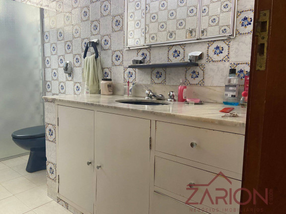 Imagem Casa com 8 Quartos à Venda, 1.000 m² em Centro - Taubaté Imagem Casa com 8 Quartos à Venda, 1.000 m² em Centro - Taubaté