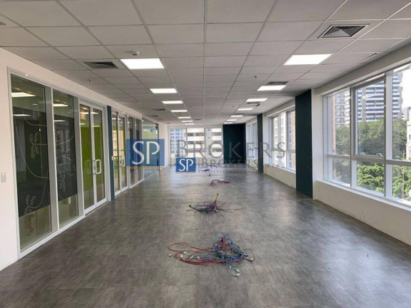 Sala Comercial para Alugar, 270 m² em Indianópolis - São Paulo