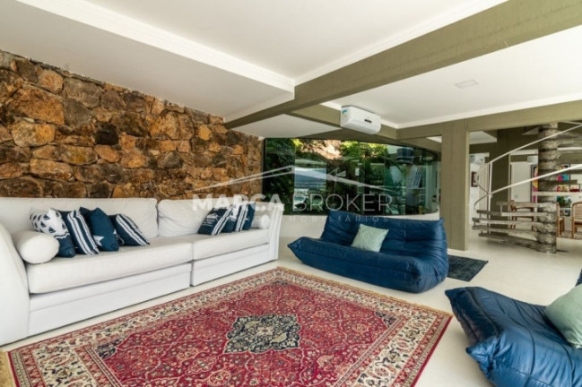 Imagem Sobrado com 4 Quartos à Venda, 313 m² em Praia Vermelha Do Sul - Ubatuba