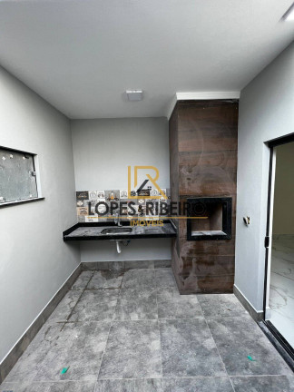 Imagem Casa com 2 Quartos à Venda, 125 m² em Jardim Ouro Verde - Botucatu