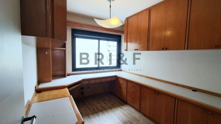 Imagem Apartamento com 3 Quartos à Venda, 136 m² em Brooklin - São Paulo Imagem Apartamento com 3 Quartos à Venda, 136 m² em Brooklin - São Paulo