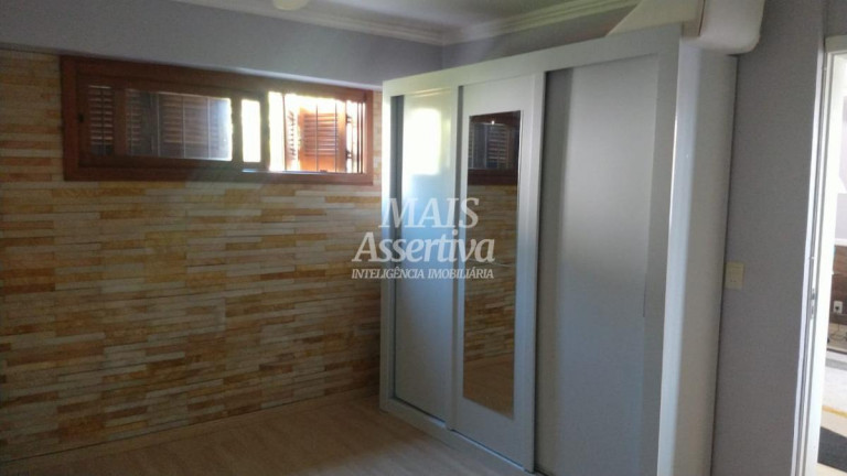 Imagem Casa com 3 Quartos à Venda, 990 m² em Rondônia - Novo Hamburgo Imagem Casa com 3 Quartos à Venda, 990 m² em Rondônia - Novo Hamburgo