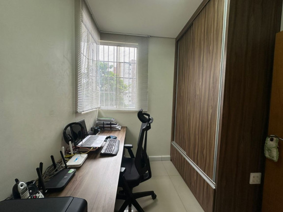 Imagem Casa com 4 Quartos à Venda, 488 m² em Cabral - Contagem Imagem Casa com 4 Quartos à Venda, 488 m² em Cabral - Contagem