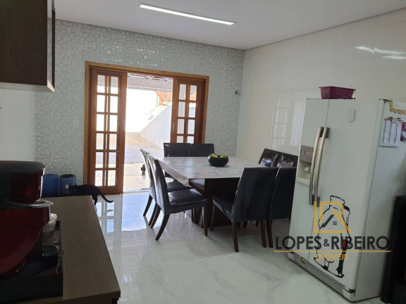 Imagem Casa à Venda, em Vila Carmelo - Botucatu Imagem Casa à Venda, em Vila Carmelo - Botucatu