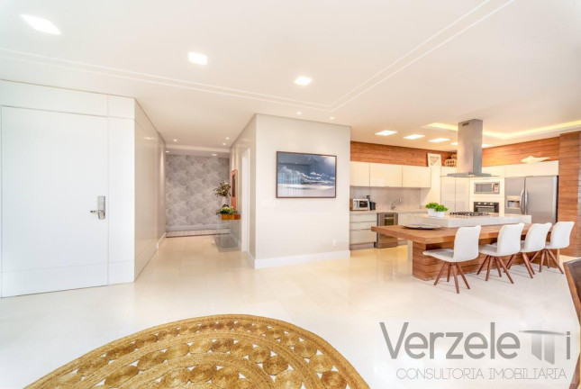 Imagem Apartamento com 6 Quartos à Venda, 740 m² em Centro - Balneário Camboriú Imagem Apartamento com 6 Quartos à Venda, 740 m² em Centro - Balneário Camboriú