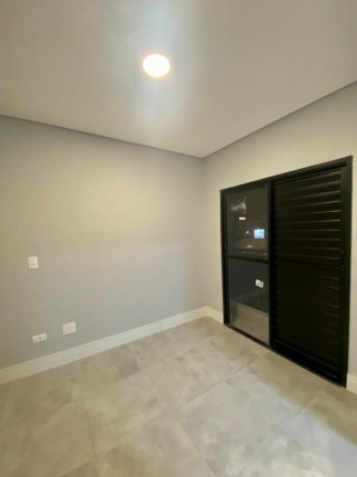 Imagem Casa com 2 Quartos à Venda, 116 m² em Marapé - Santos