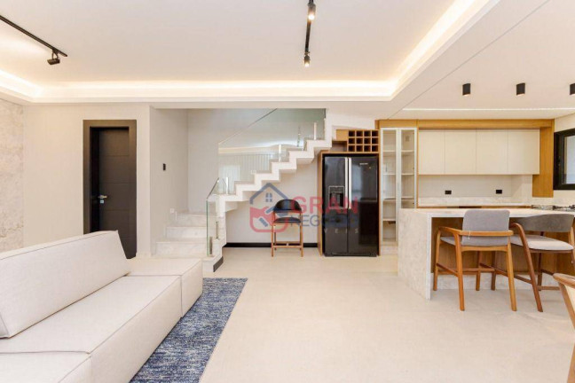 Imagem Sobrado com 3 Quartos à Venda, 220 m² em Santa Felicidade - Curitiba Imagem Sobrado com 3 Quartos à Venda, 220 m² em Santa Felicidade - Curitiba