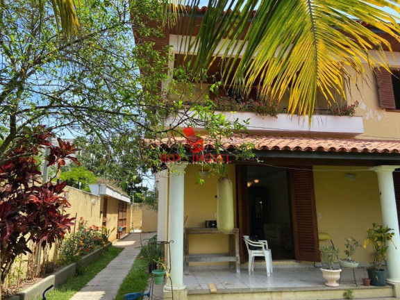 Imagem Casa com 5 Quartos à Venda, 450 m² em São Francisco - Niterói Imagem Casa com 5 Quartos à Venda, 450 m² em São Francisco - Niterói
