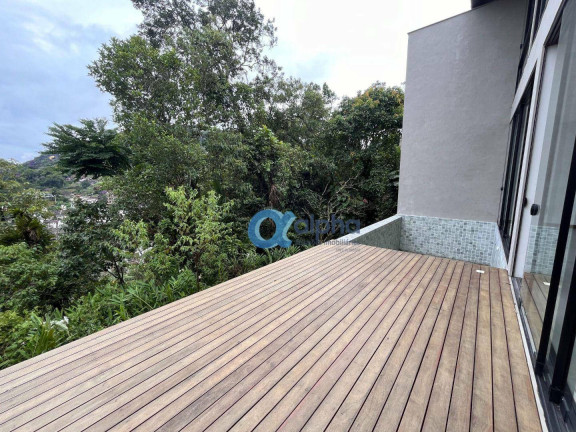 Imagem Casa com 3 Quartos à Venda, 192 m² em Quitandinha - Petrópolis Imagem Casa com 3 Quartos à Venda, 192 m² em Quitandinha - Petrópolis