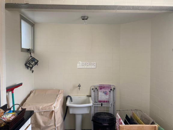 Imagem Apartamento com 3 Quartos à Venda, 116 m² em Fabrício - Uberaba