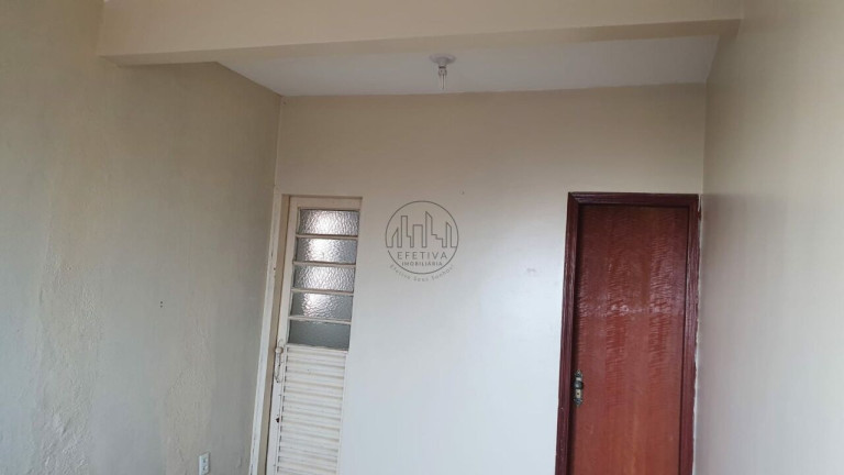 Imagem Casa com 4 Quartos à Venda, 250 m² em Samambaia Sul (samambaia) - Brasília