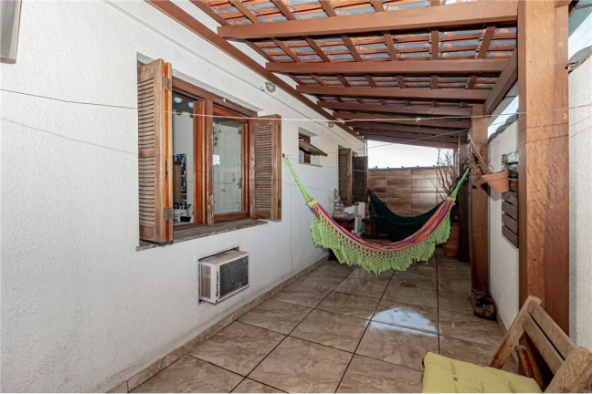 Imagem Imóvel com 3 Quartos à Venda, em Jardim Itu - Porto Alegre Imagem Imóvel com 3 Quartos à Venda, em Jardim Itu - Porto Alegre