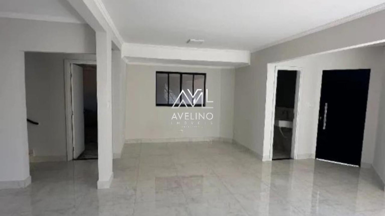 Imagem Sobrado com 3 Quartos à Venda, 225 m² em Monte Castelo - Campo Grande Imagem Sobrado com 3 Quartos à Venda, 225 m² em Monte Castelo - Campo Grande
