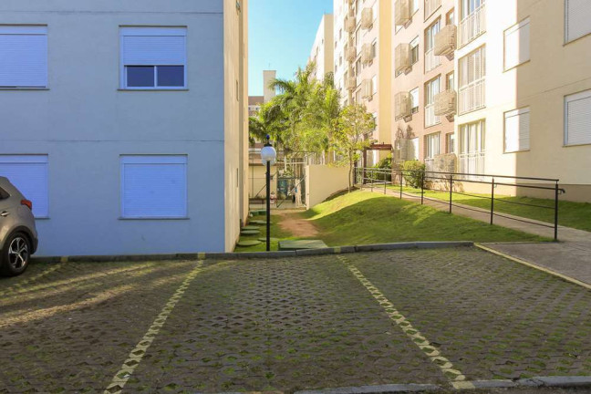 Imagem Apartamento com 2 Quartos à Venda, 58 m² em Vila Nova - Porto Alegre