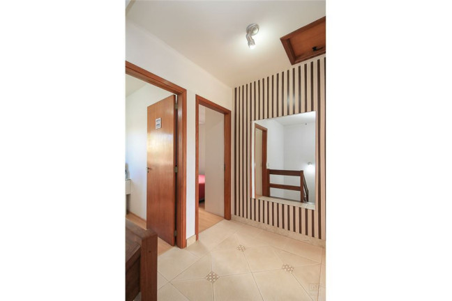 Imagem Casa com 3 Quartos à Venda,  em Hípica - Porto Alegre