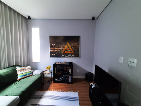 Imagem Casa de Condomínio com 3 Quartos à Venda, 300 m²