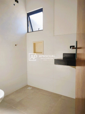 Imagem Casa com 2 Quartos à Venda, 55 m² em Balneário Dos Golfinhos - Caraguatatuba Imagem Casa com 2 Quartos à Venda, 55 m² em Balneário Dos Golfinhos - Caraguatatuba