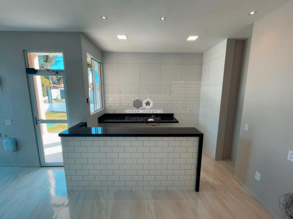 Imagem Casa com 2 Quartos à Venda, 66 m²