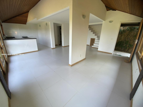 Imagem Casa com 3 Quartos à Venda, 182 m² em Ferradura - Armação Dos Búzios Imagem Casa com 3 Quartos à Venda, 182 m² em Ferradura - Armação Dos Búzios
