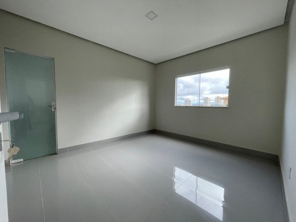 Imagem Casa com 3 Quartos à Venda, 200 m² em Candeias - Vitória Da Conquista