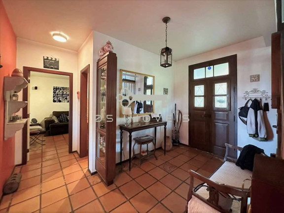 Imagem Casa com 5 Quartos à Venda, em Vila Santo Antônio - Cotia Imagem Casa com 5 Quartos à Venda, em Vila Santo Antônio - Cotia