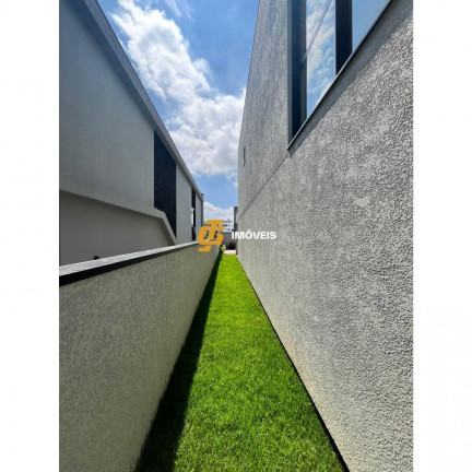 Imagem Casa com 4 Quartos à Venda, 305 m² em Areias - Camboriú Imagem Casa com 4 Quartos à Venda, 305 m² em Areias - Camboriú