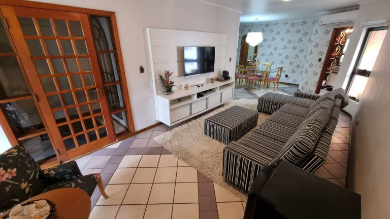Imagem Apartamento com 3 Quartos à Venda, 130 m² em Pitangueiras - Guarujá Imagem Apartamento com 3 Quartos à Venda, 130 m² em Pitangueiras - Guarujá