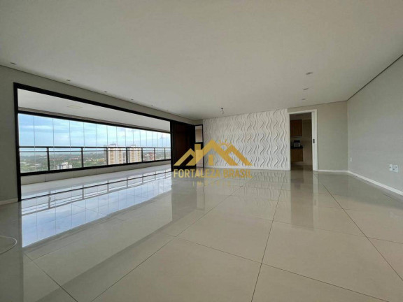 Imagem Imóvel com 4 Quartos à Venda, 259 m² em Guararapes - Fortaleza Imagem Imóvel com 4 Quartos à Venda, 259 m² em Guararapes - Fortaleza