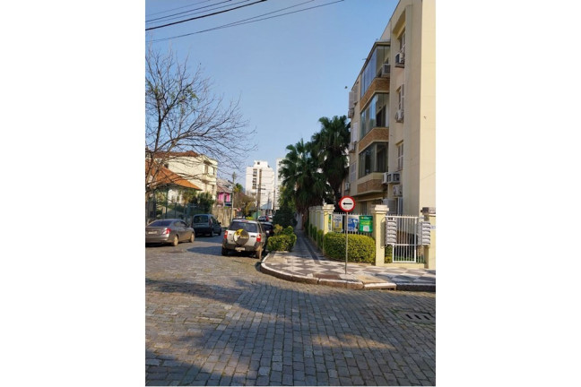 Imóvel com 3 Quartos à Venda,  em Rio Branco - Porto Alegre