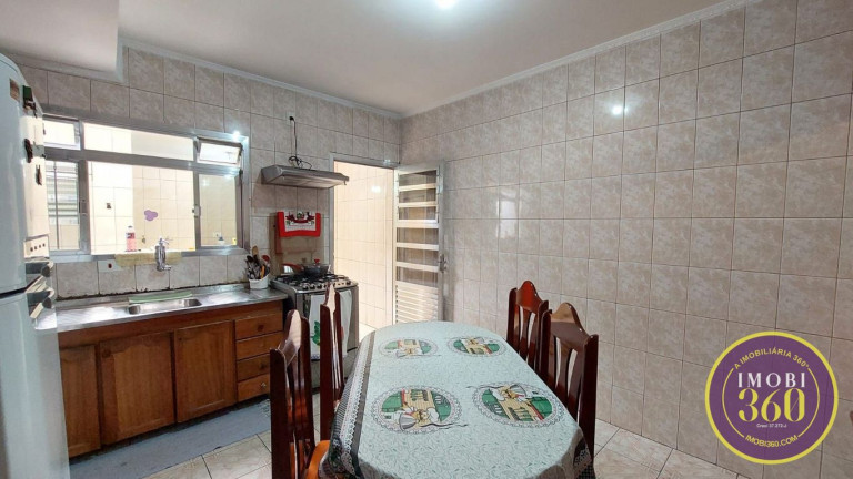 Imagem Sobrado com 3 Quartos à Venda, 319 m² em Guaianazes - São Paulo