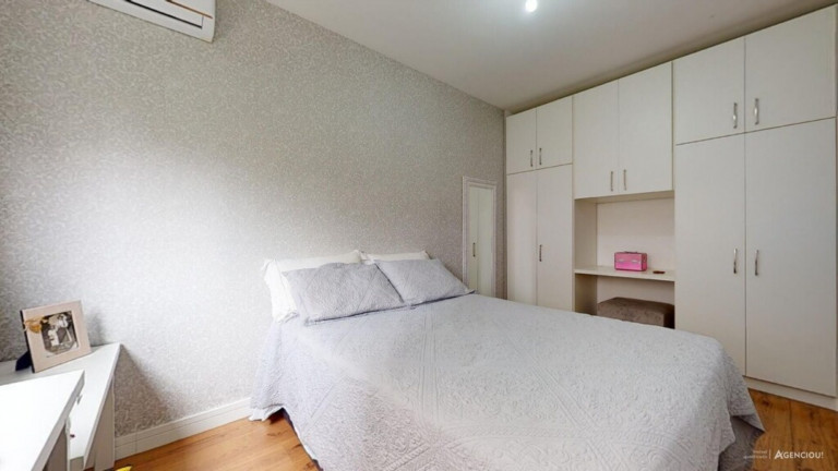 Imagem Imóvel com 2 Quartos à Venda, 46 m² em Ipanema - Porto Alegre Imagem Imóvel com 2 Quartos à Venda, 46 m² em Ipanema - Porto Alegre