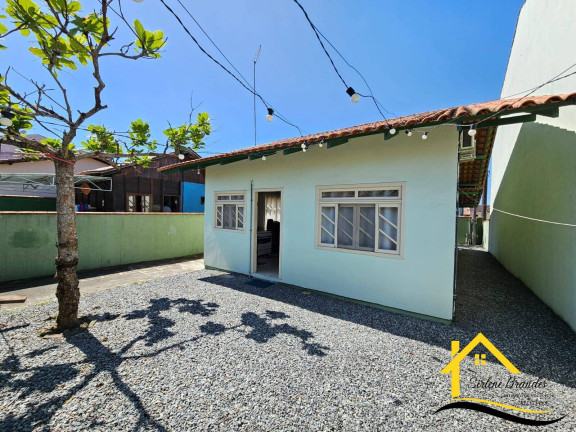 Imagem Casa com 2 Quartos à Venda, 275 m² em Costeira - Balneário Barra Do Sul Imagem Casa com 2 Quartos à Venda, 275 m² em Costeira - Balneário Barra Do Sul