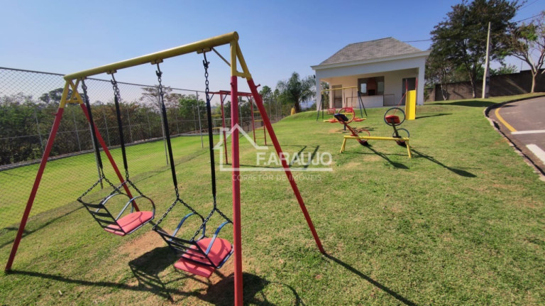 Imagem Imóvel com 3 Quartos à Venda, 181 m² em Aparecidinha - Sorocaba