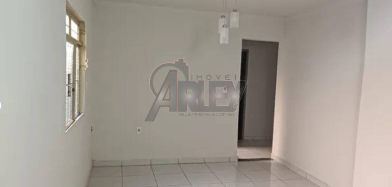 Imagem Casa com 4 Quartos à Venda,  em Vila Ipiranga - Montes Claros