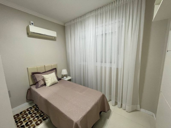 Imagem Apartamento com 2 Quartos à Venda, 76 m² em Centro - Tramandaí