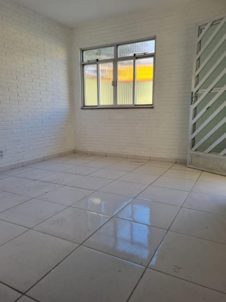 Imagem Casa com 2 Quartos à Venda, 225 m² em Campo Grande - Rio De Janeiro Imagem Casa com 2 Quartos à Venda, 225 m² em Campo Grande - Rio De Janeiro