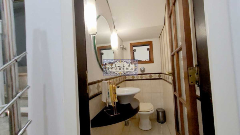Imagem Imóvel com 4 Quartos à Venda, 262 m² em Freguesia (jacarepaguá) - Rio De Janeiro