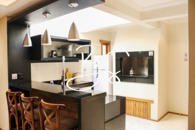 Imagem Apartamento com 8 Quartos à Venda, 200 m² em Avenida Central - Gramado