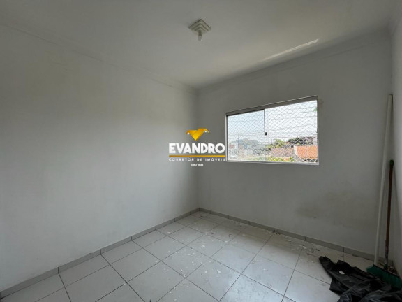 Imagem Casa com 3 Quartos à Venda, 130 m² em Santa Rosa - Cuiabá Imagem Casa com 3 Quartos à Venda, 130 m² em Santa Rosa - Cuiabá