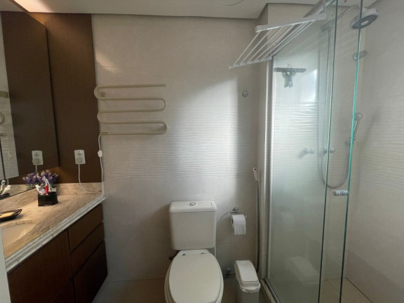 Imagem Apartamento com 3 Quartos à Venda, 80 m² em Rio Branco - Porto Alegre Imagem Apartamento com 3 Quartos à Venda, 80 m² em Rio Branco - Porto Alegre